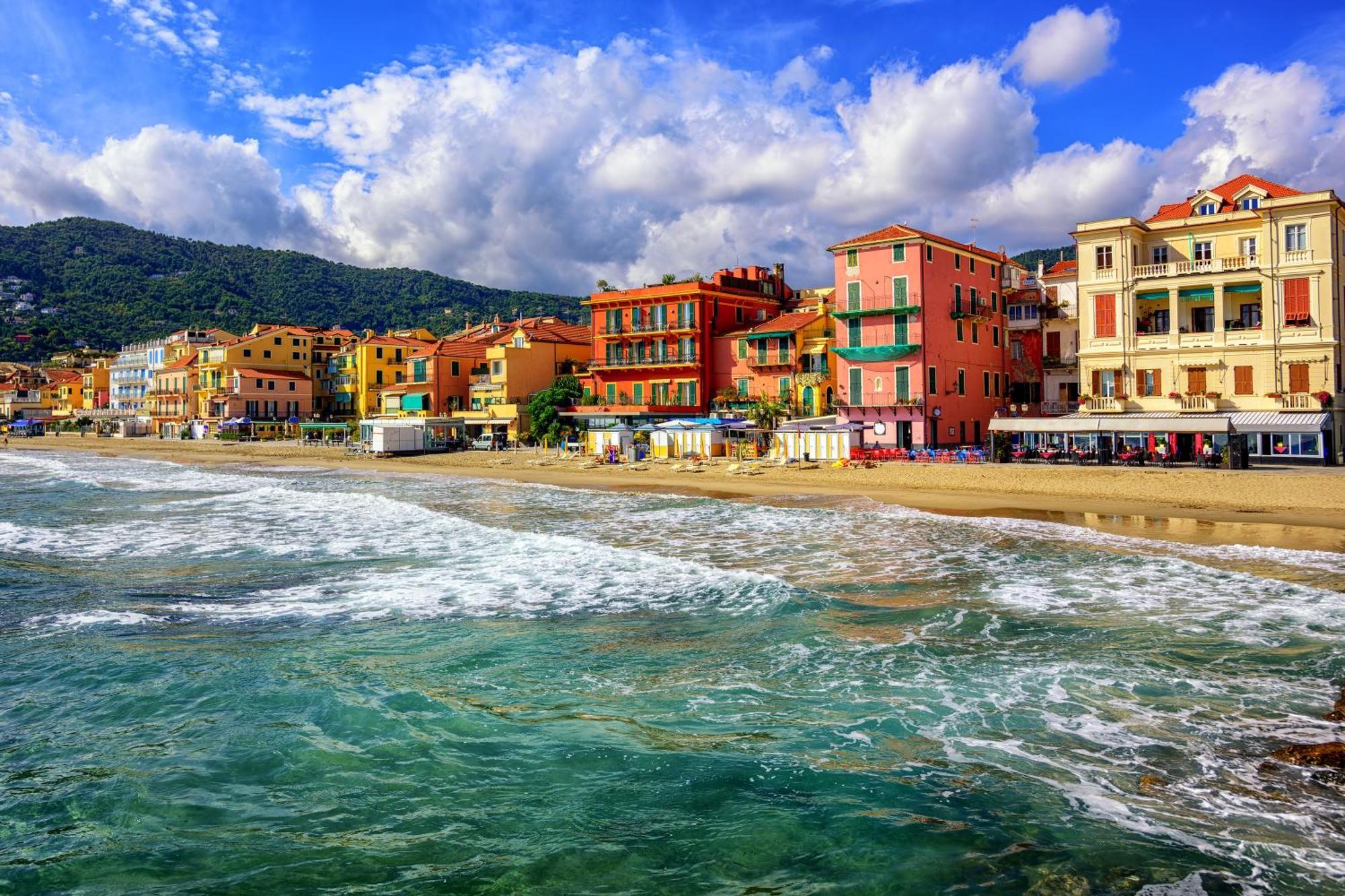 Bluemind Apartment 500M From Sea - Happy Rentals Alassio Bagian luar foto